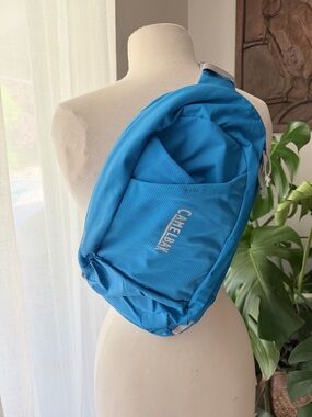 CamelBak Hydration Backpack Blue Lightweight Hiking Running Pack